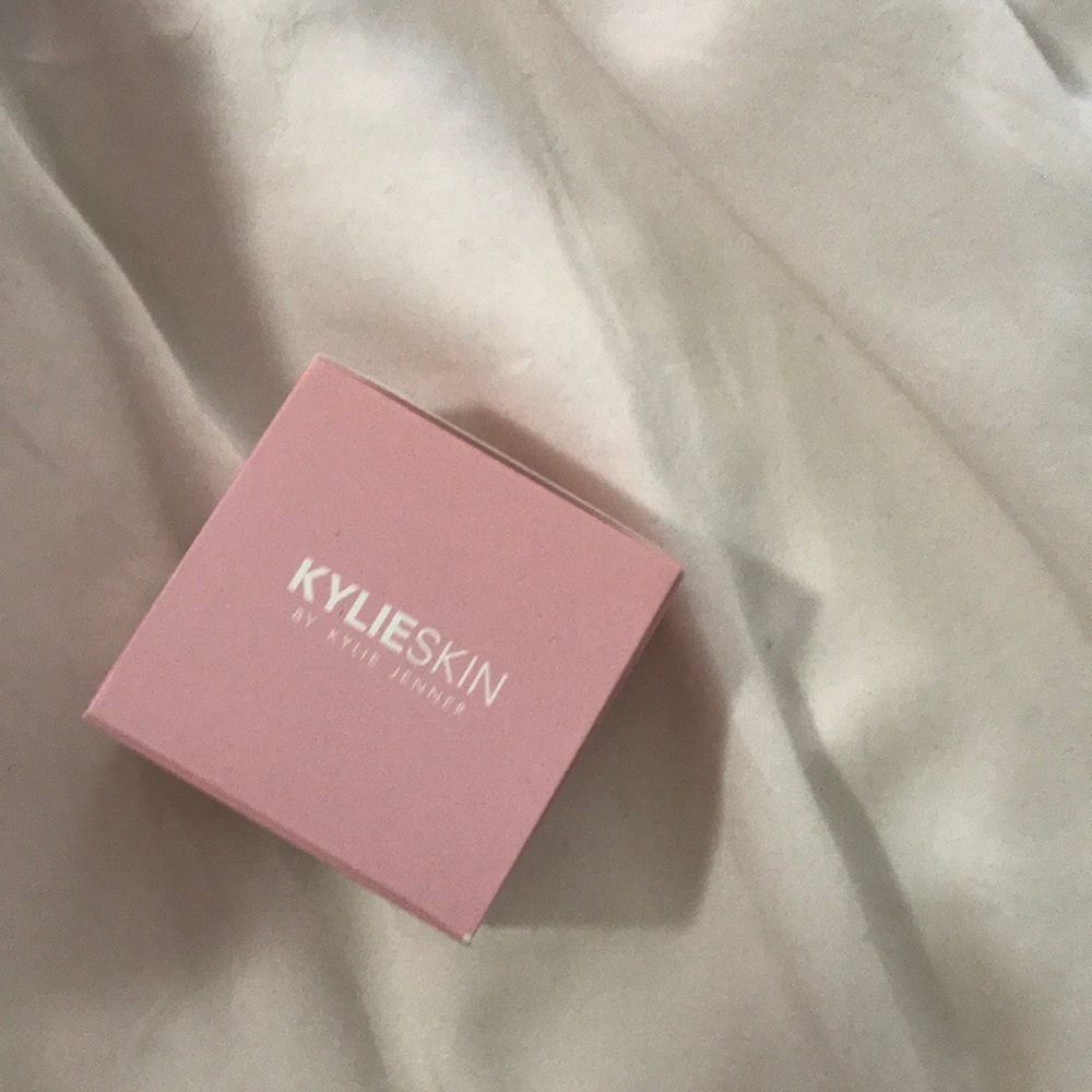 Brand new Kylie Skin Lip Mask! Still in box